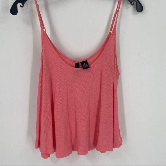 Ultra Flirt Women’s Scoop Neck Ribbed Knit Cropped Tank Top Pink size M - Picture 1 of 4